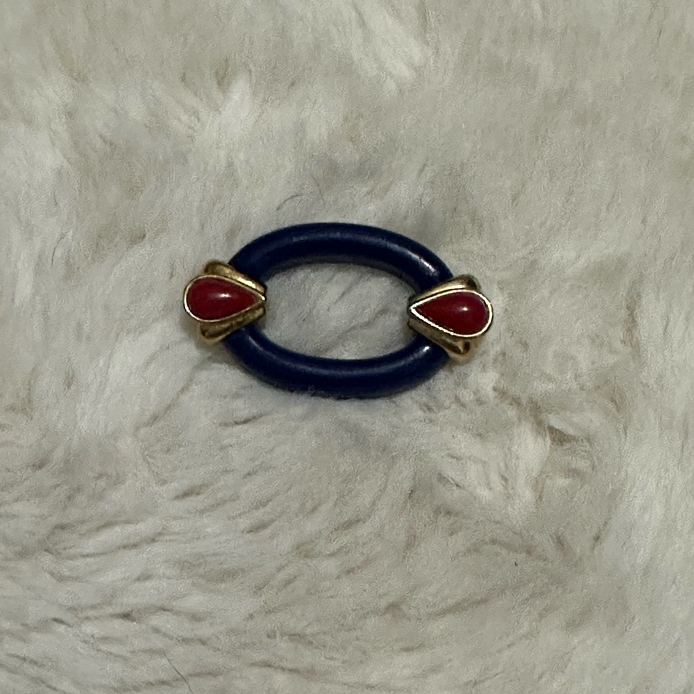 Vintage Avon Brooch